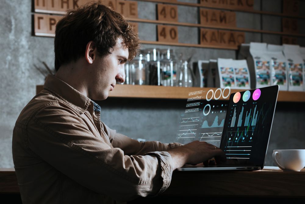 Solana blockchain dashboard with real-time transaction monitoring and network analytics